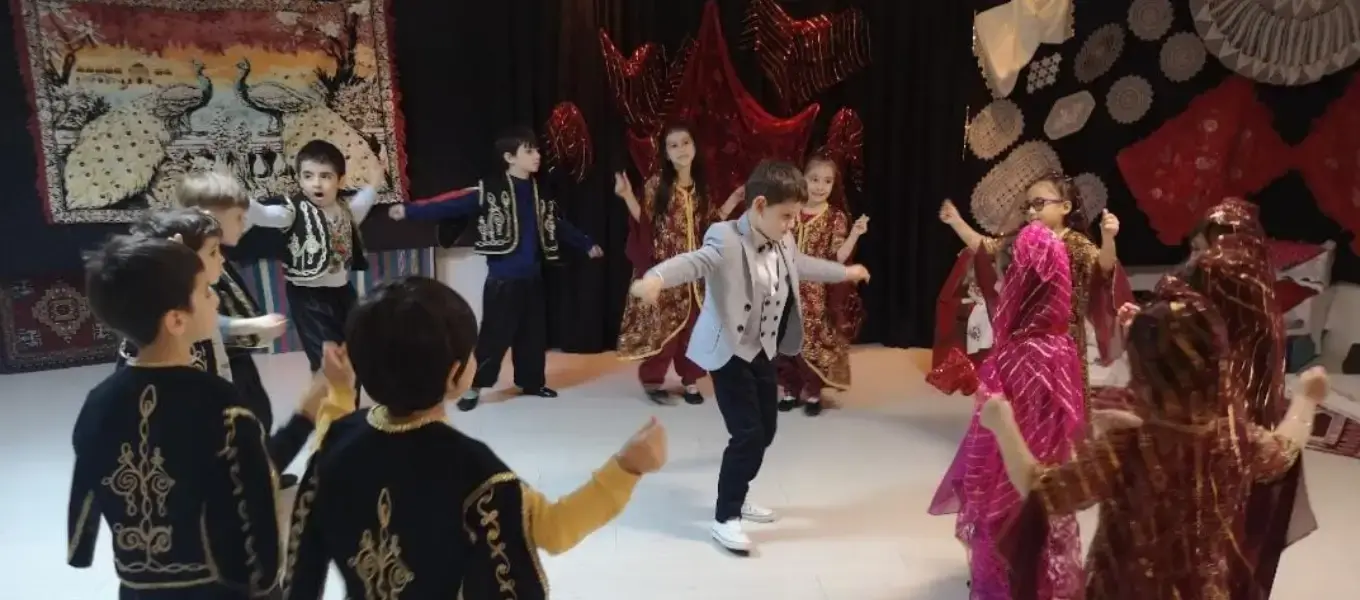 Özel Minik Kalpler Koleji